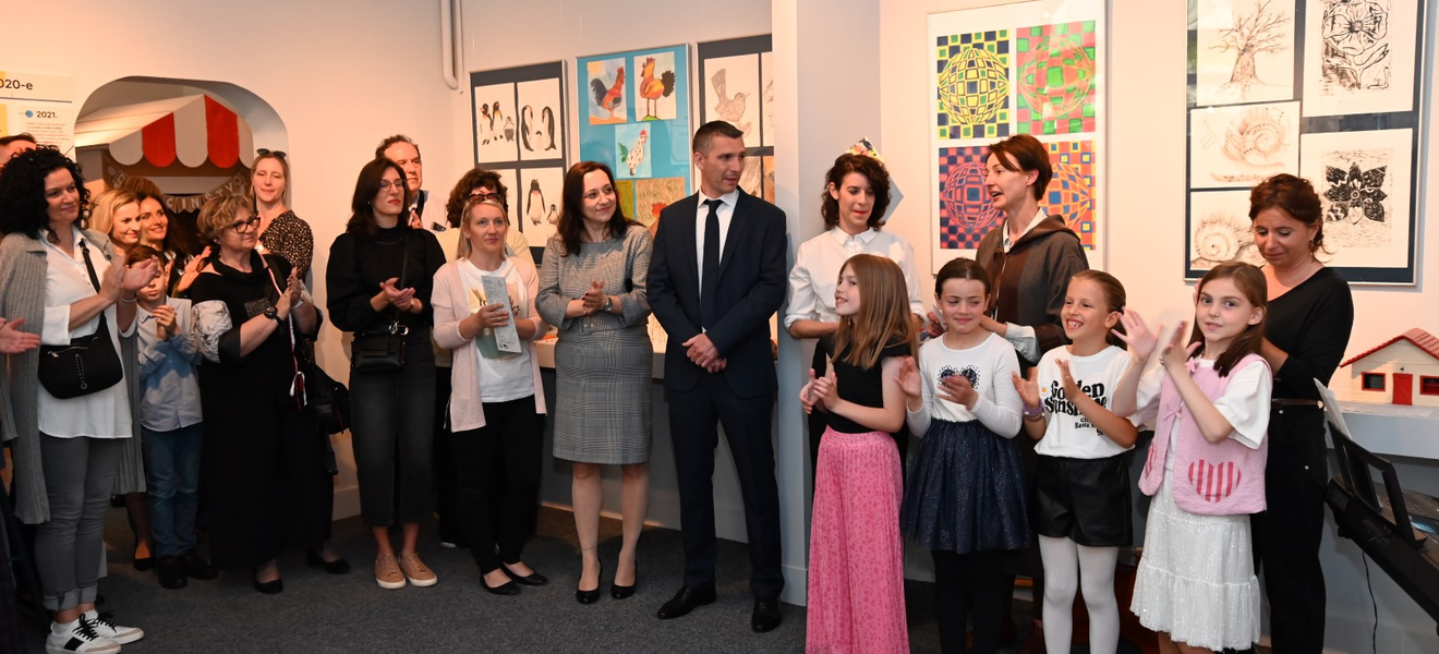 Naša Osnovna škola Prečko