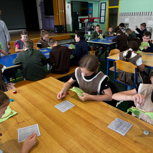 Nemamo poštu, dom zdravlja, kino, ali imamo školu, itekakvu! 