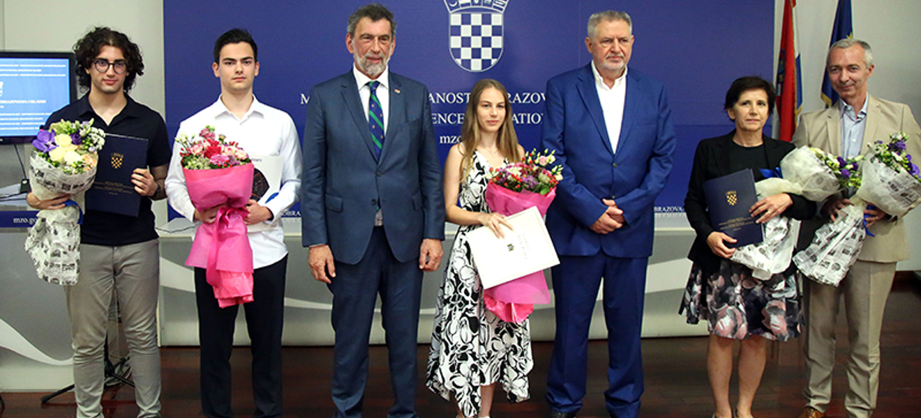 Nagrada „Ante Žužul” Lari Usmiani iz Crikvenice