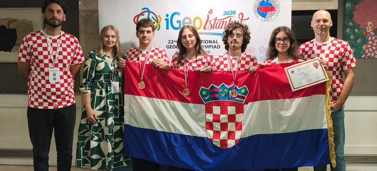Srednjoškolci iz Hrvatske u Istanbulu osvojili tri brončane medalje