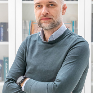 Glavni urednici i direktori Školskih novina