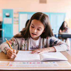 TEMA BROJA  Kako se škole nose s rastom broja djece iz drugih država