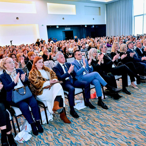 TEMA BROJA    Mentalno i tjelesno zdravlje učenika i učitelja