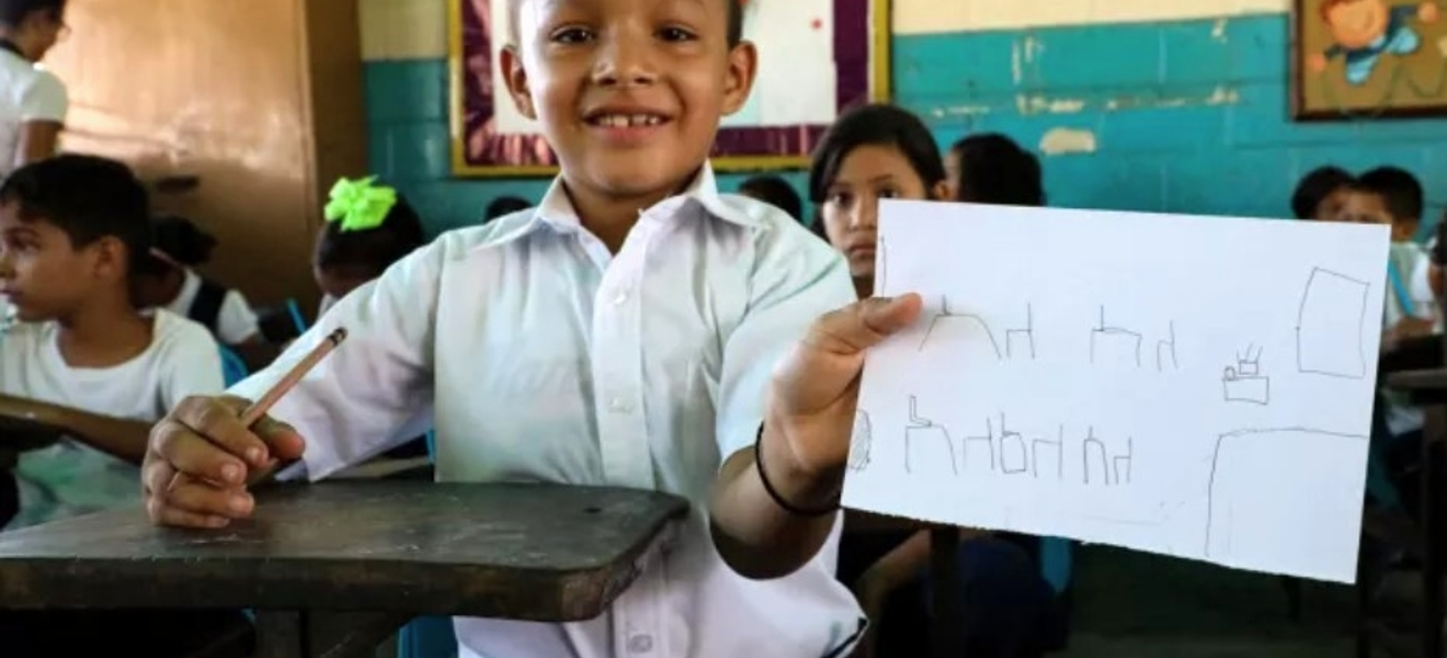 Plaće su nevjerojatno male, škole zato rade tek svaki drugi dan