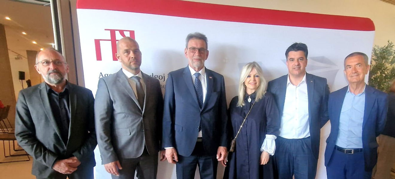 Bez jakih ravnatelja nema jakih škola