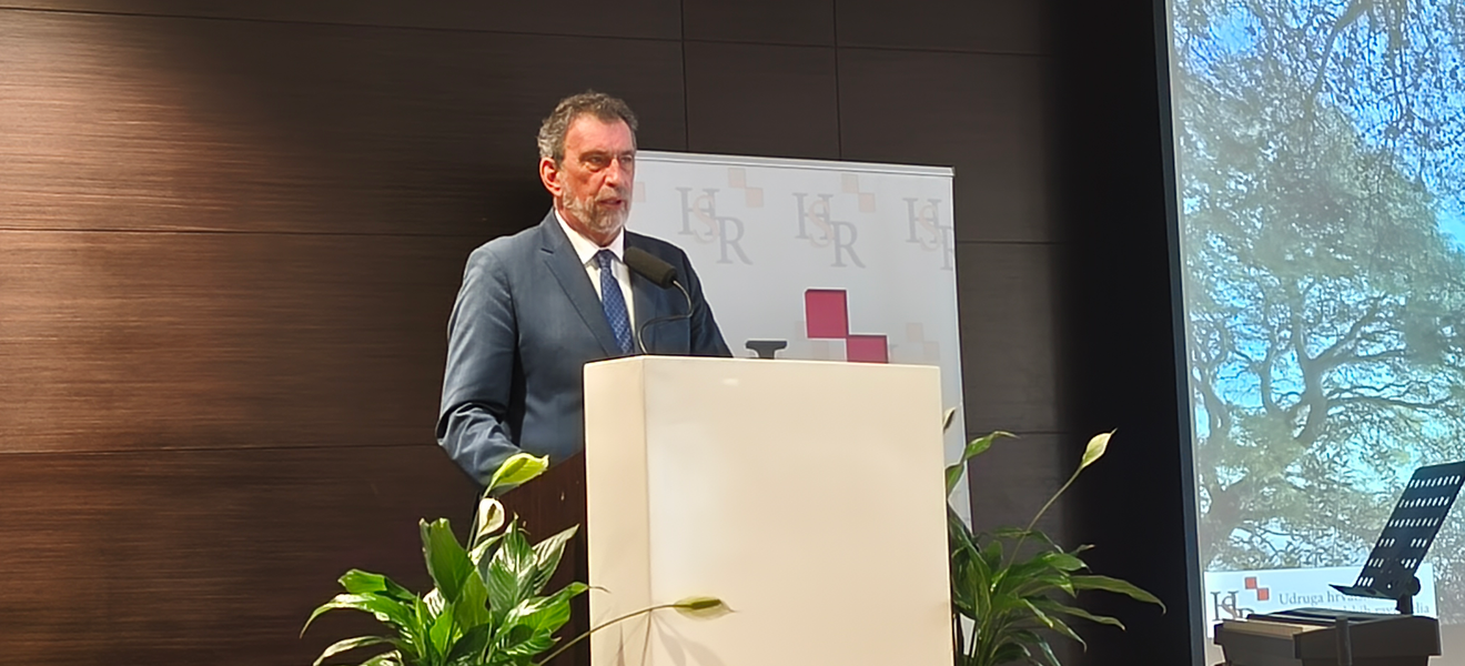 „Odvjetnicima nije mjesto u školi!“