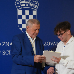 Nagrađeni najbolji maturanti generacije 2025./26.


