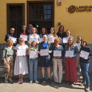 Tema broja - Po kojim kriterijima vlast dijeli nekretnine u državnom vlasništvu